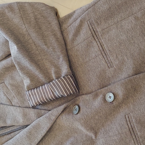 LC Lauren Conrad Blazer - Picture 9 of 9